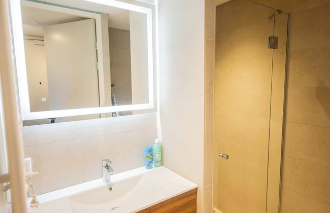 Studio Serviced Apartments With City View - Photo 21