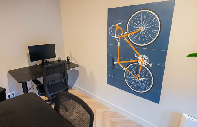 Studio Serviced Apartments With City View - Photo 29
