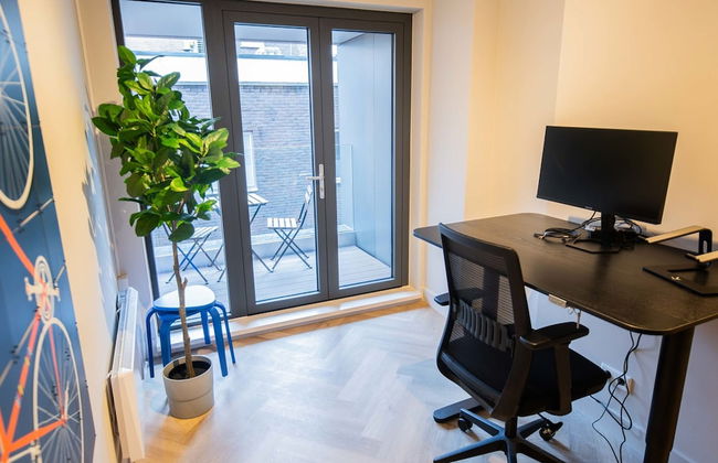 Studio Serviced Apartments With City View - Photo 31