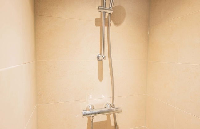 Studio Serviced Apartments With City View - Photo 20