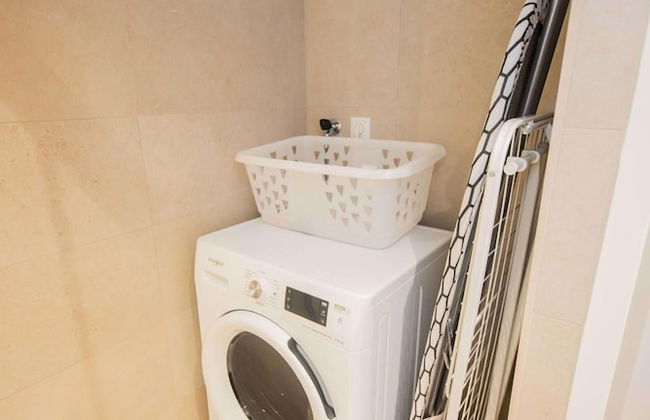 Studio Serviced Apartments With City View - Photo 55