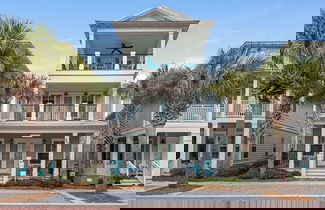 Foto 1 - Gorgeous Beach Home w/ Beautiful Views & Seacrest Pool - Minutes to Beach