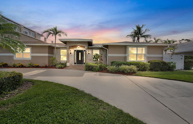 Sandcastles of Marco Island Waterfront Private Pool by RedAwning - Photo 36
