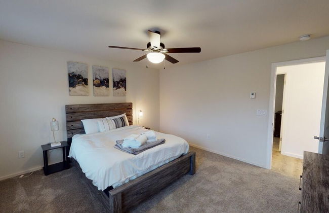 The Mendon House Brought to you by GetAway Vacations - Foto 5