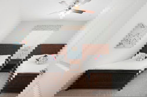 Foto 6 - Luxury Oasis 3 Bedroom Condo by RedAwning