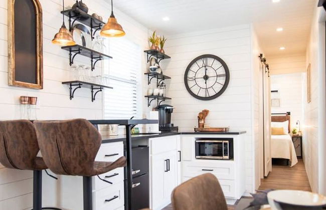 The Newtonian Tiny Container Home Near Magnolia - Foto 1