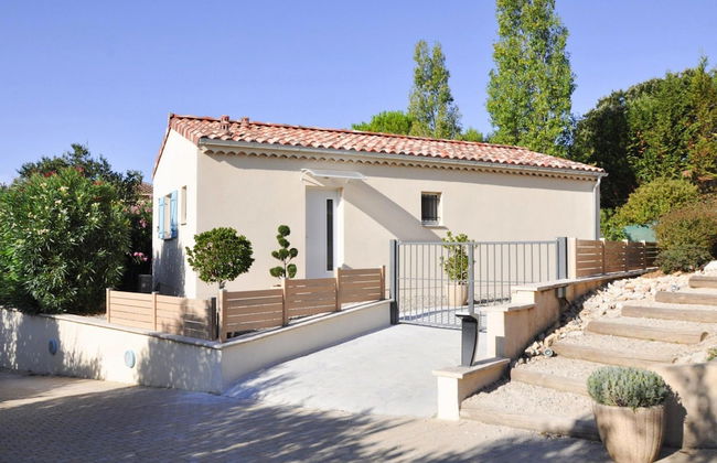 Nice Holiday Home With Private Terrace, Arpaillargues-et-aureillac - Foto 1