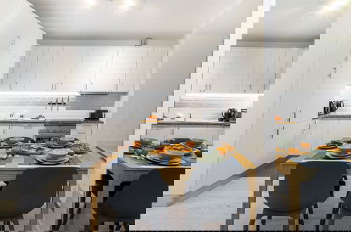 Foto 13 - Lisbon'S Best Kept Secret: 2-Bed W/Ac & Patio