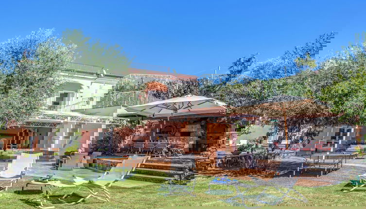 Foto 1 - Villa Seaview With Private Garden And Pool