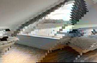 Foto 1 - Luxury Waterfront Apartment
