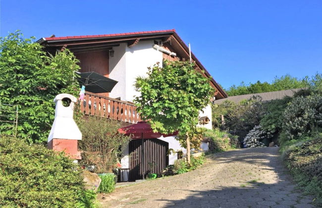 Cozy Apartment in Ellar With Garden - Photo 45