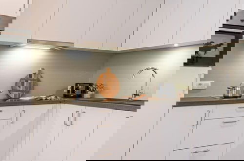 Foto 2 - Modern Apartment for up to Five People