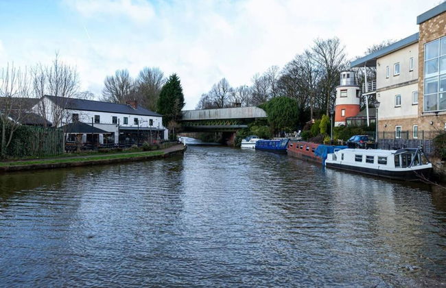 Spacious Cosy 2 Bedroom House by Bridgewater Canal - Foto 20