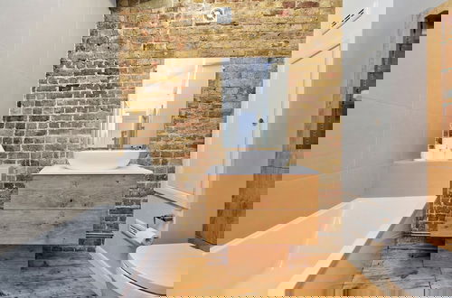 Photo 15 - Spacious 1 Bed 1 Bath Southwark