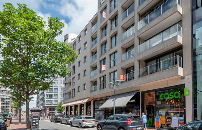 High end Apartment Nearby the Beach in Knokke With Parking - Photo 34