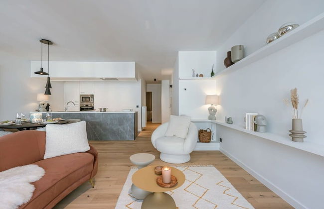 High end Apartment Nearby the Beach in Knokke With Parking - Photo 37