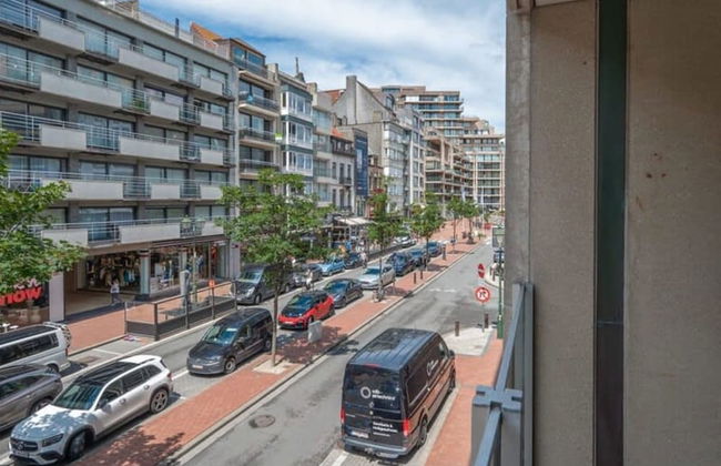 High end Apartment Nearby the Beach in Knokke With Parking - Photo 24