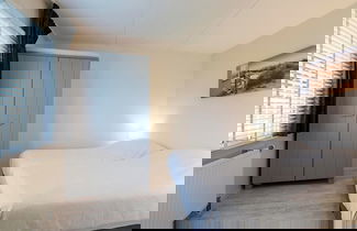 Foto 3 - Snug Apartment With Garden