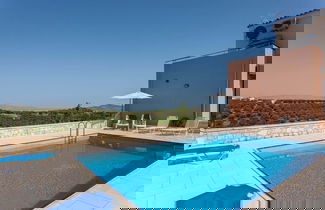 Foto 1 - Hillside Seaview Apartment