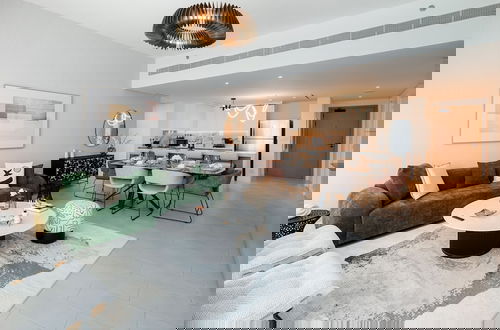 Foto 1 - Stylish JBR 3BR M w Beach Access
