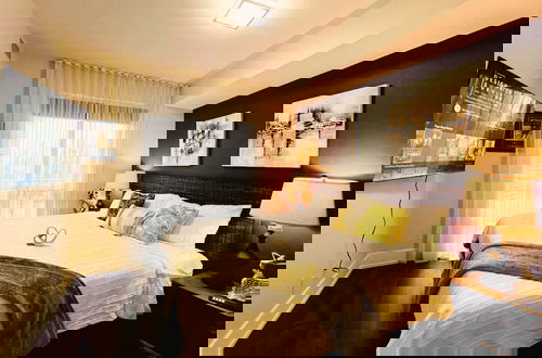 Foto 75 - RivetStays - The Atmos