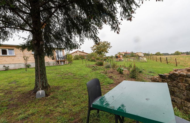 Secluded Chalet in Egliseneuve des Liards - Foto 17