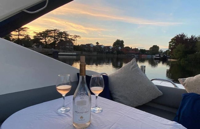 Romantic 3beds Yacht Escape on Thames - Foto 1