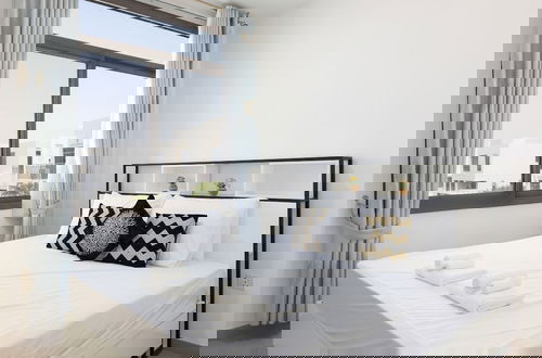 Foto 2 - Luxury 4B and maid's with private garden