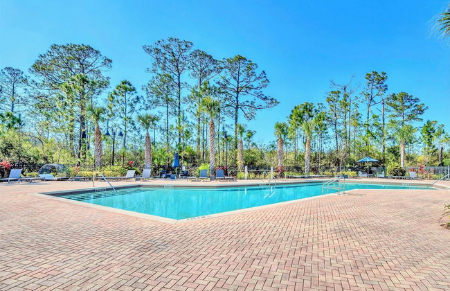 Modern 2BR Condo - Hot Tub and Pool - Near Disney - Foto 16