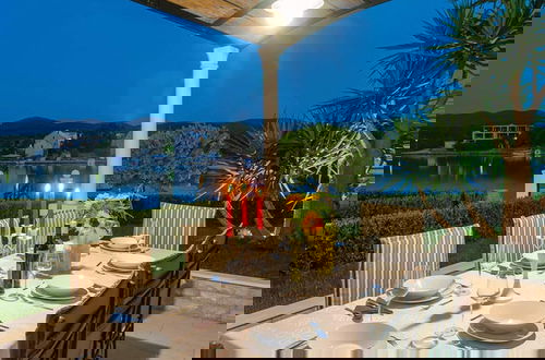 Foto 58 - Holiday Home Loviste-three Bedroom Holiday Home With Pool and Sea View