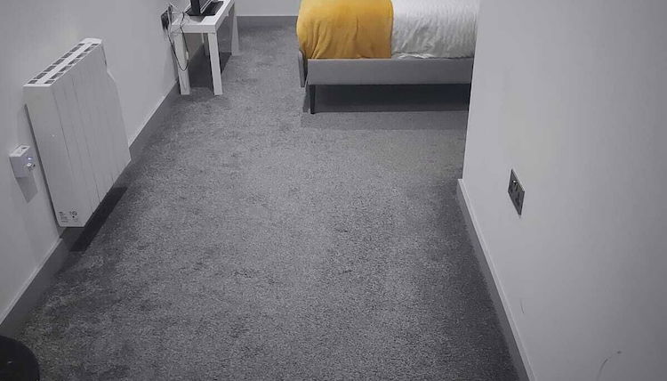 Photo 1 - AWESOME 1 Bedroom Flat in Doncaster 19