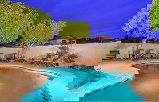 Foto 1 - Amazing Deals! Best Part of Scottsdale!