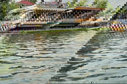 Foto 25 - The Mughal Palace Eco Luxury Houseboat