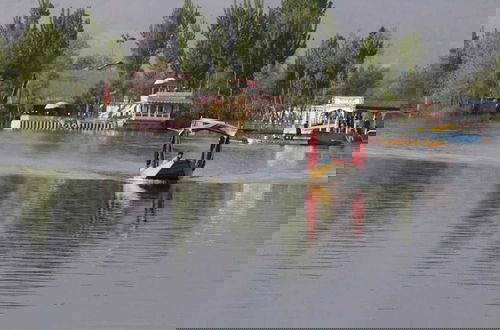 Foto 1 - The Mughal Palace Eco Luxury Houseboat