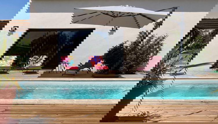 Foto 1 - Holiday Home With Private Pool