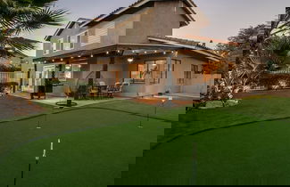 Photo 1 - Amazing Remodeled Scottsdale 5 Bdrm W/pool!