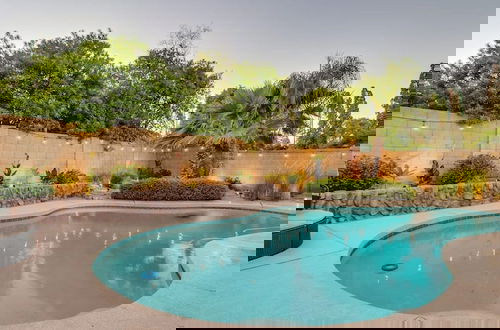 Foto 33 - Amazing Remodeled Scottsdale 5 Bdrm W/pool!