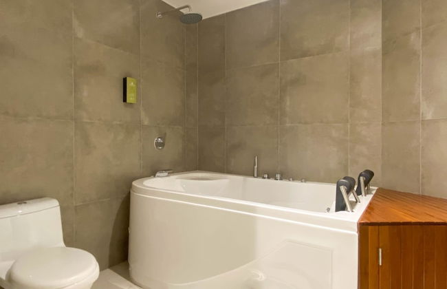 w Modern 2BR w Jacuzzi in Miraflores - Foto 17