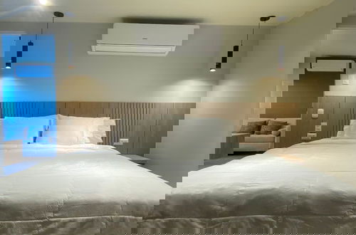 Photo 16 - w Modern 2BR w Jacuzzi in Miraflores