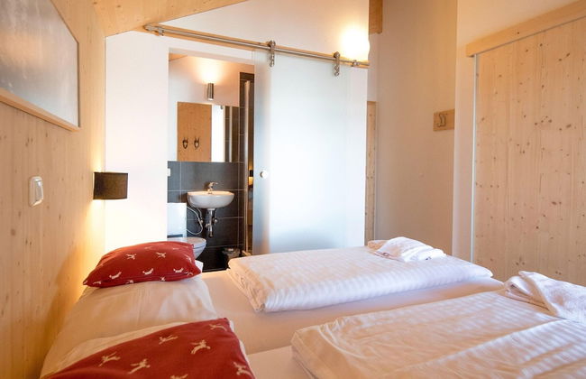 Pleasant Chalet With Steam Shower - Photo 3