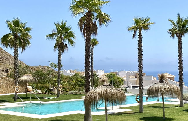 MONDRIAN Luxury Suites & Villas - Photo 62