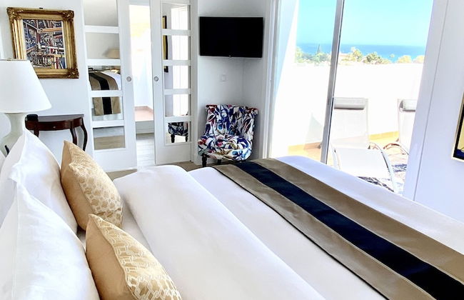 MONDRIAN Luxury Suites & Villas - Photo 18