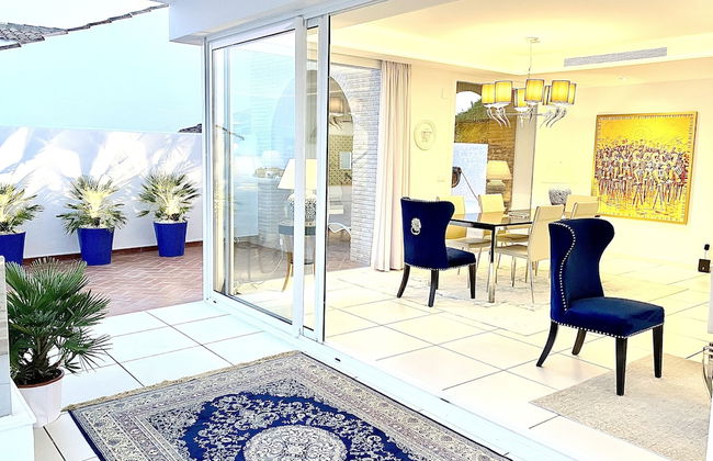 MONDRIAN Luxury Suites & Villas - Photo 45