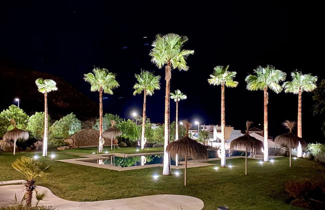MONDRIAN Luxury Suites & Villas - Photo 63
