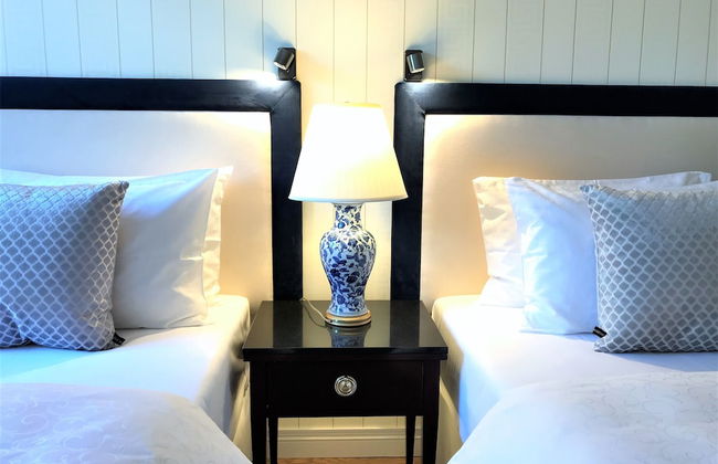 MONDRIAN Luxury Suites & Villas - Photo 3