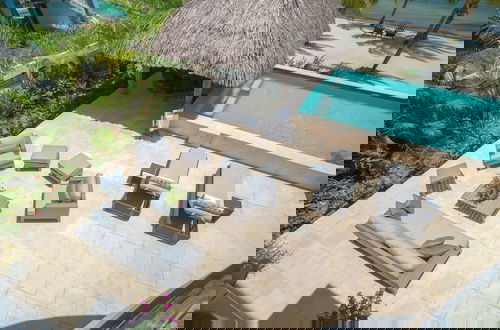Foto 4 - Luxury Oceanfront Villa w 2 Pools Beach Pier