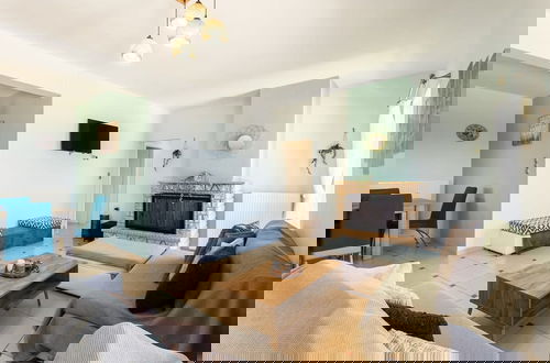 Foto 8 - Verga Beachside Getaway With Panoramic Seaviews