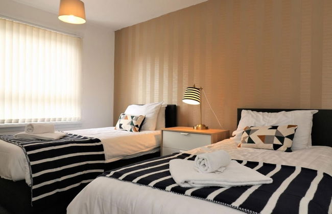 Troon House - East Kilbride - Photo 2