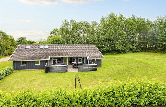 12 Person Holiday Home in Nordborg - Foto 35