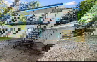 Photo 1 - Jefferson Flat in Lafayette